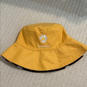 Yellow Daisy Embroidered Bucket Hat